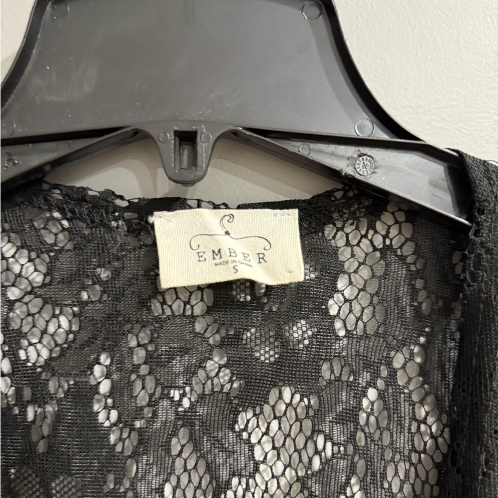 Black Lace Fringe Kimono - Picture 4 of 5